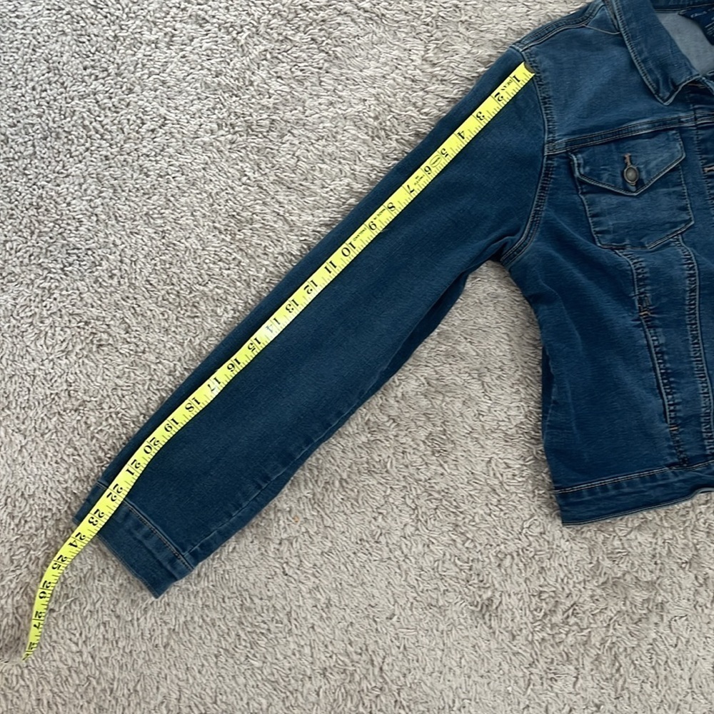 Falls Creek Jean jacket SZ M great condition. Cotton poly spandex blend. - Picture 8 of 9